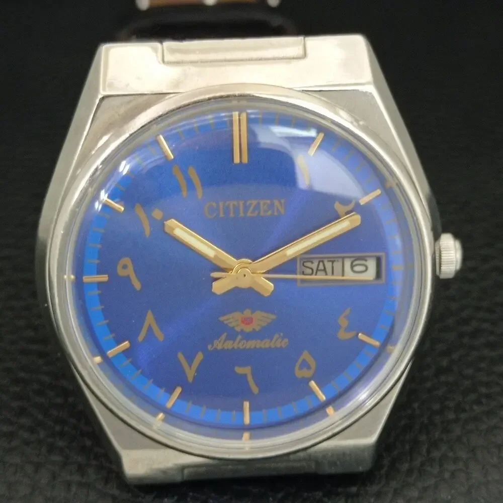 Vintage 1975 Citizen Automatic Mens Silver Watch W/daydate & Gold accents